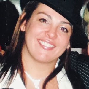 Meet your Posher, Desiree